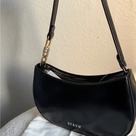 STAUD Sleek Black Leather Bag - Picture 4 of 6